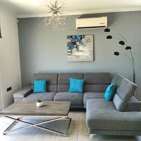 Villa Alba, Luxury 4 Bdrm With Heated Pool Protarász